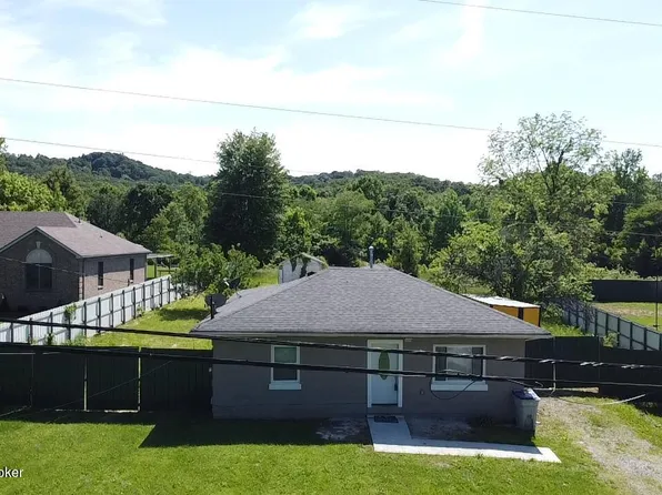 11004 Harrison Ln, Fairdale, KY 40118
