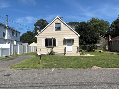 99 Lynbrook Drive, Mastic Beach, NY, 11951
