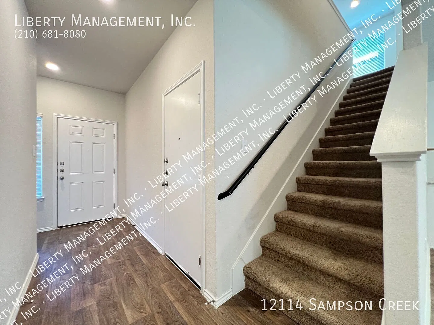 3 Bedroom, 2.5 Bath Home near Lackland AFB — Photo 2