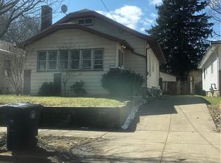 1040 Murray Ave, Akron, OH 44310