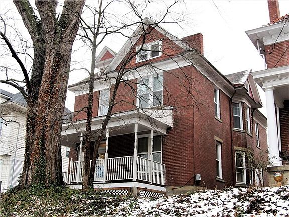 2nd image of 1347 Avery St