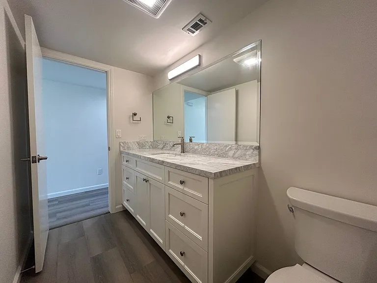 5435 Villas Dr — Photo 6