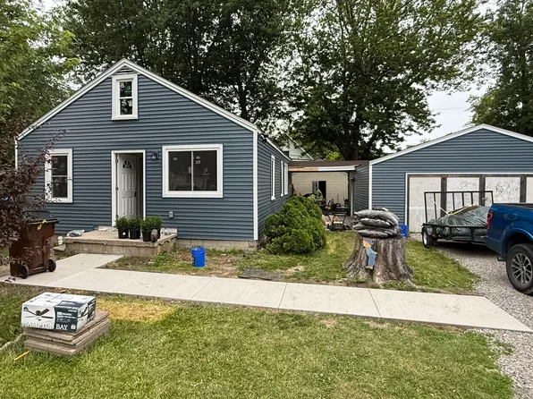 3251 Maplewood St, Monroe, MI 48162