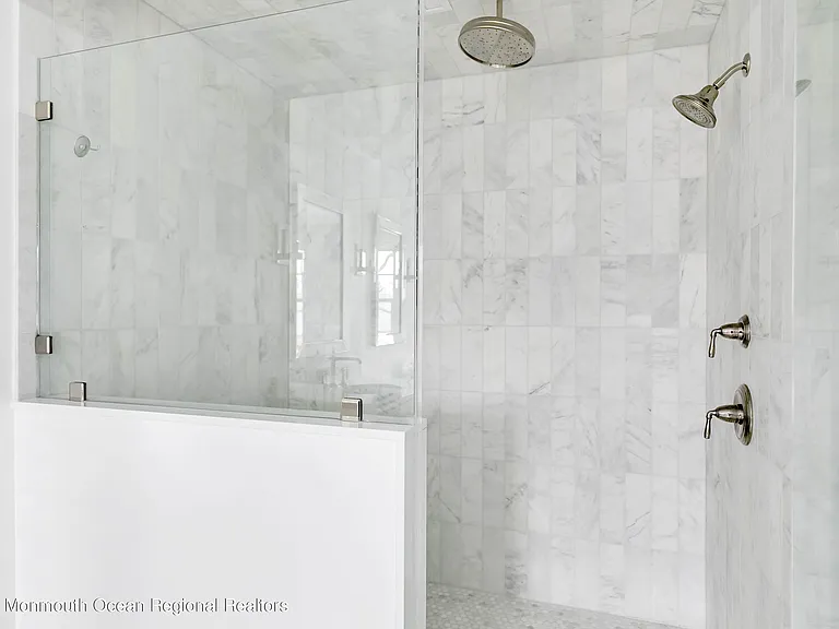 27 Tuttle Ave — Photo 25