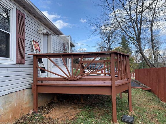 4th image of 3725 Jacob Dr