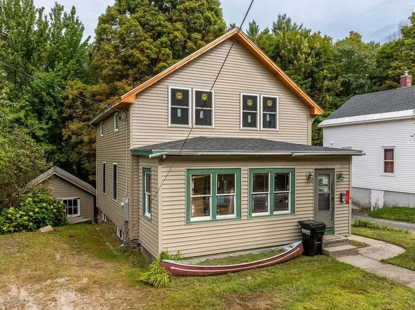 142 Maple Street, Newport, NH 03773