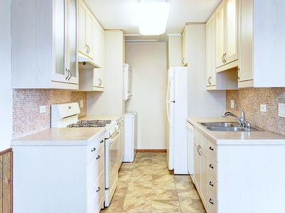 301 Farmington Ln, Vernon Hills, IL, 60061