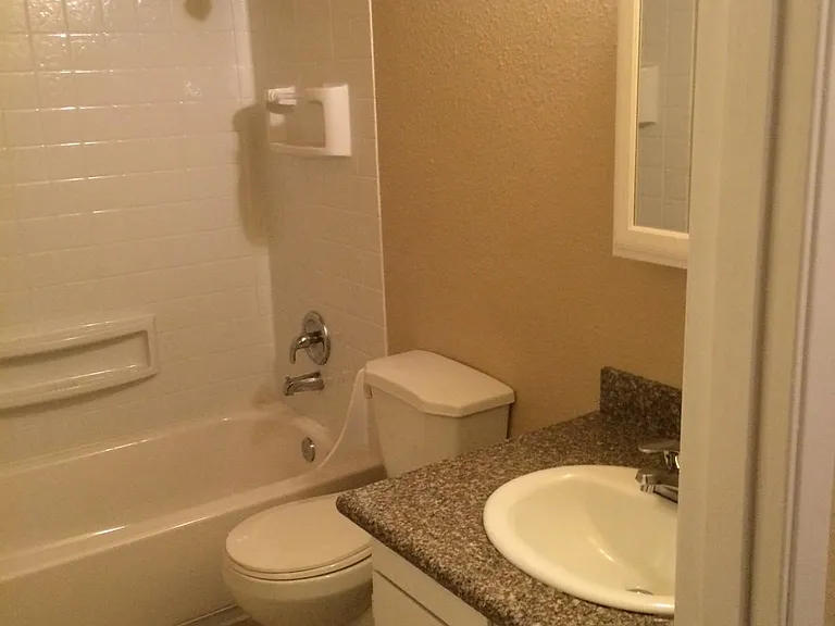 1320 Boren Ave #101 — Photo 4