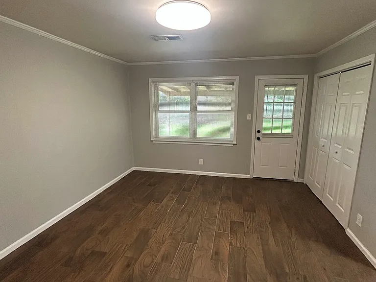 6459 Pinebrook Dr — Photo 5