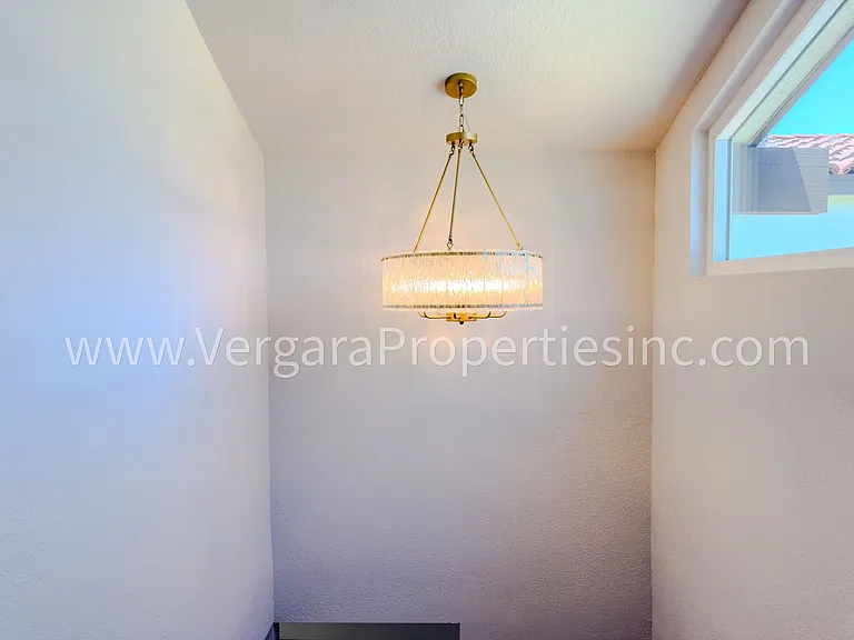 1136 Gian Dr — Photo 17