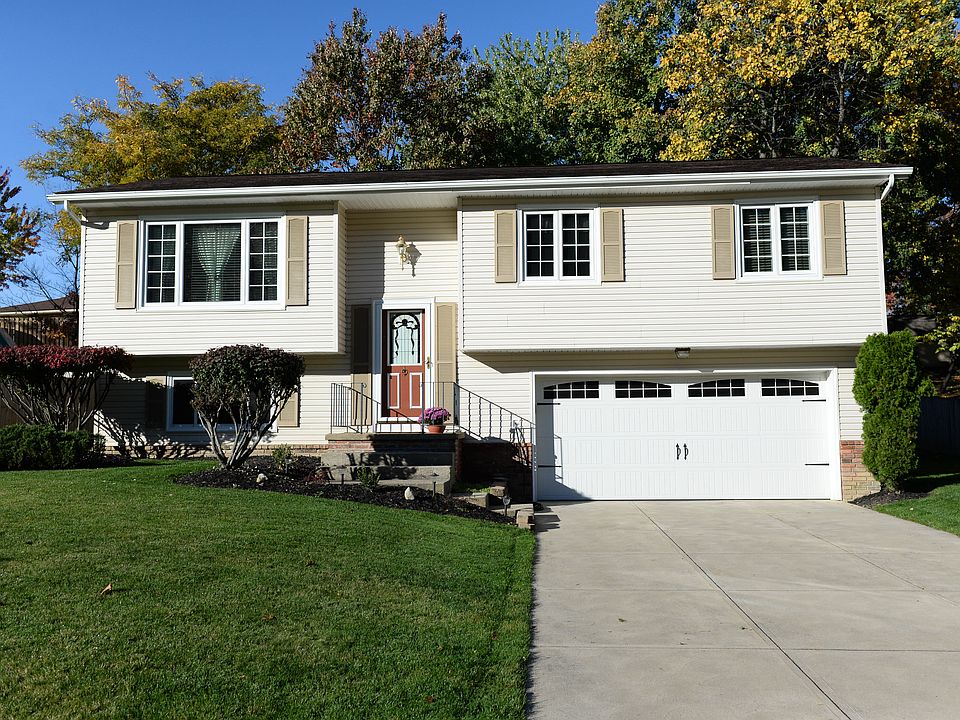 1st image of 7212 Antoinette Dr
