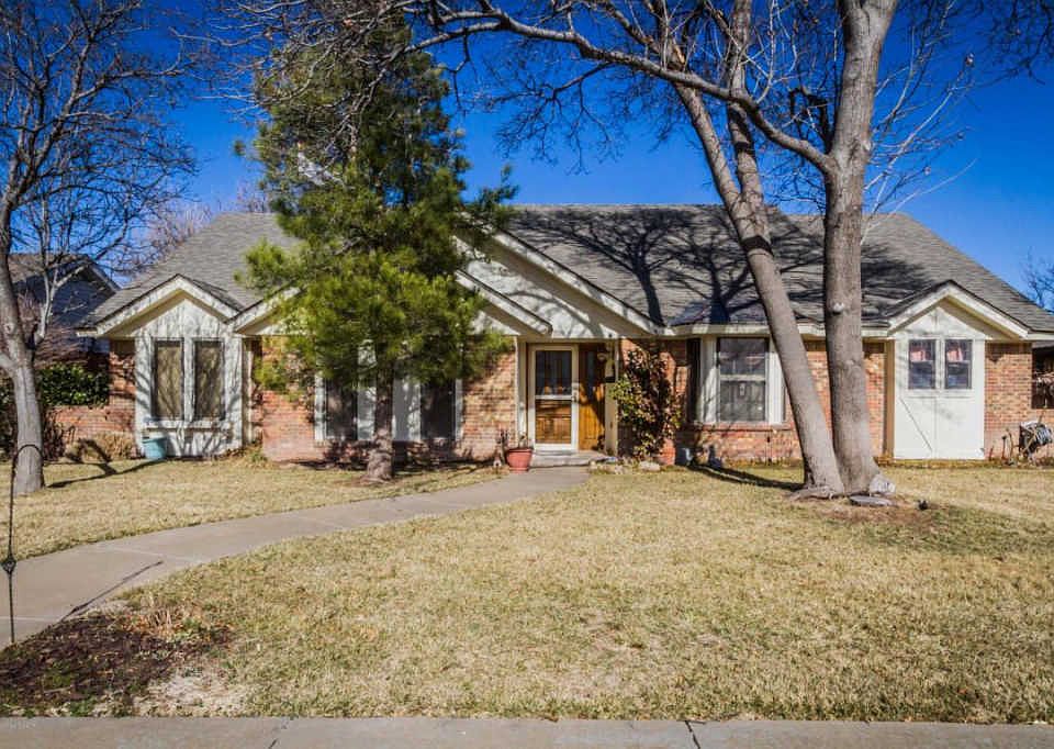 1st image of 4023 Pinehurst Dr