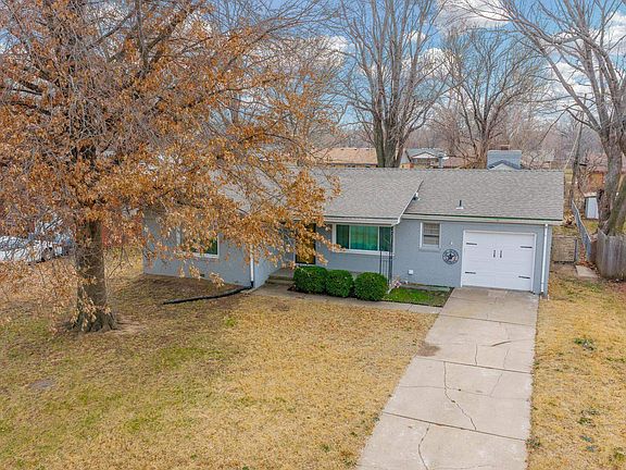 2nd image of 217 E Filmore St