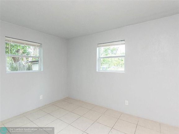 3rd image of 1705 NW 7th Ct