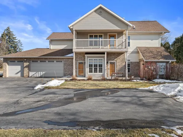 18825 Madeline LANE #D, Brookfield, WI 53045