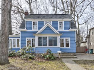 705 W Breckenridge St, Ferndale, MI
