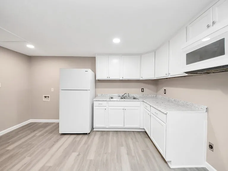 17111 River Rd #B — Photo 5
