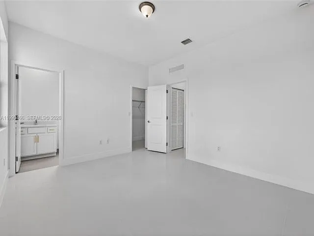 15441 SW 20th Ln — Photo 9