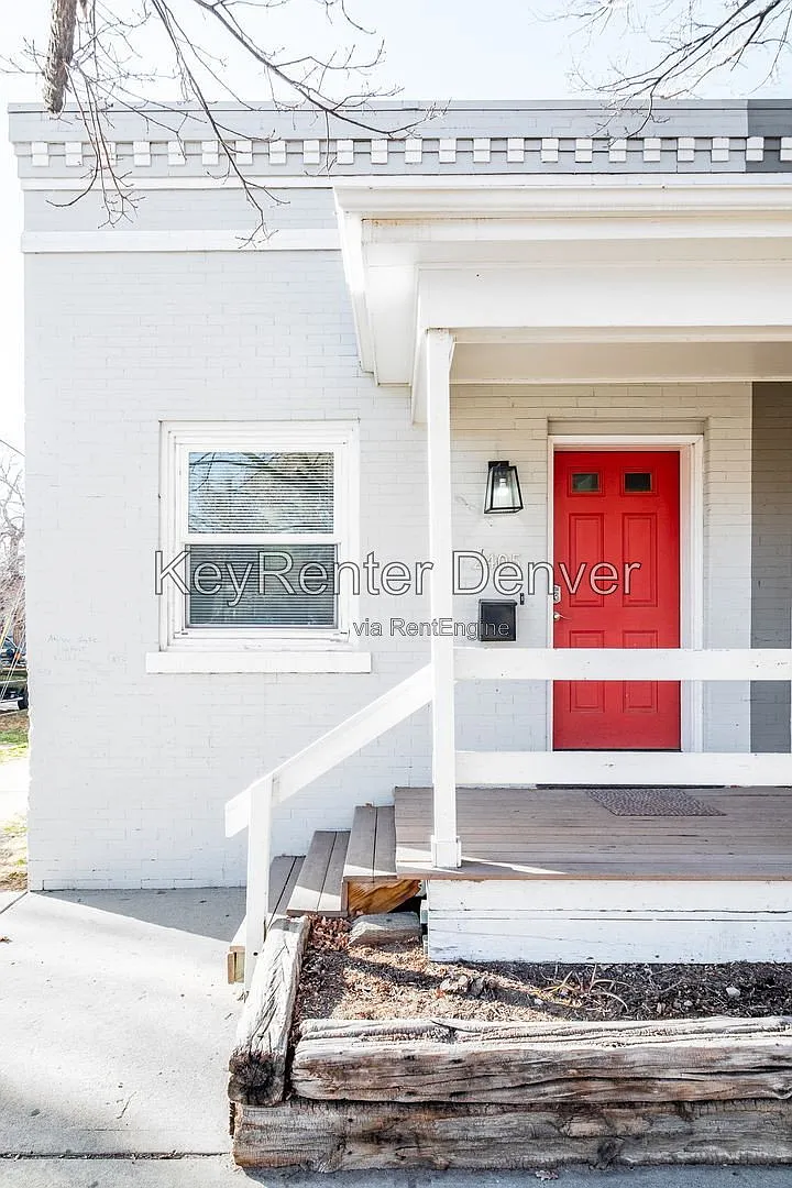 2 bed, 1.0 bath, 769 sqft, $1,900 — Photo 3