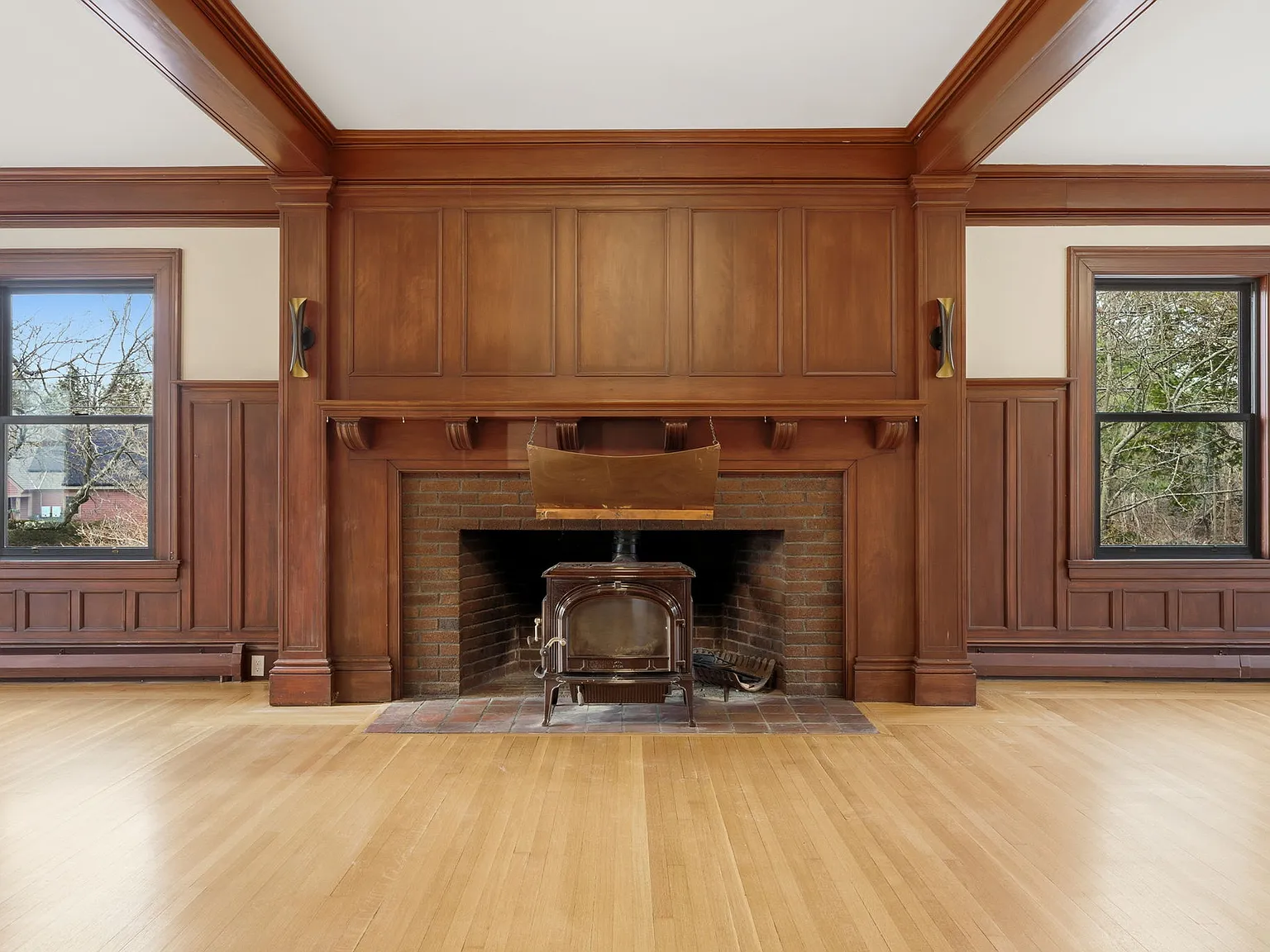 5 bed, 3.5 bath, 5020 sqft, $9,950 — Photo 4