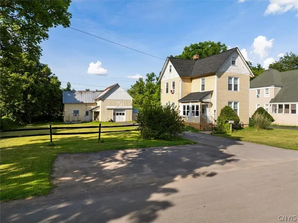 6 McBride Ave, Clinton, NY 13323