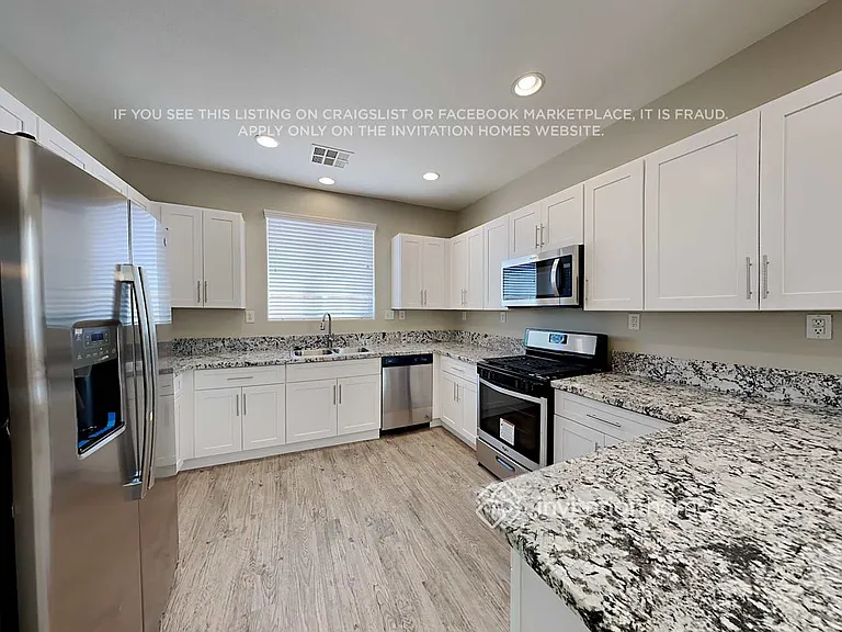 9045 Sheffield Garden Ave — Photo 9