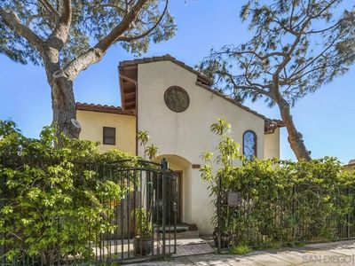 2635 J St, San Diego, CA, 92102