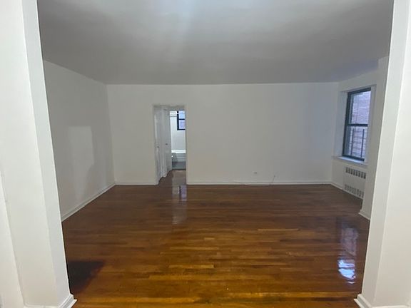 2nd image of 83-39 116th St #E2