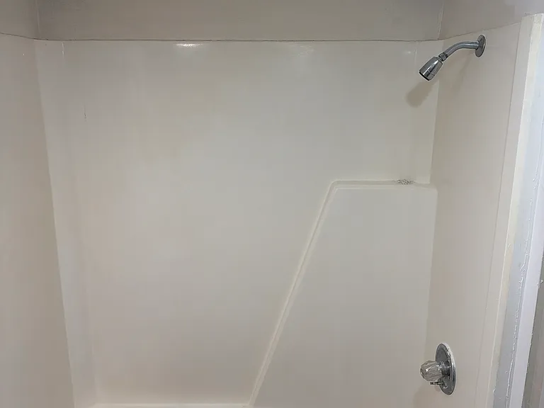 750 Franklin Ave — Photo 18