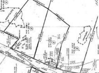 2 Saundersdale Rd, Charlton, MA 01507