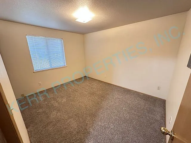 2203 SE 96th Dr — Photo 9