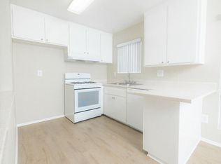 Strada Apartments, Orange, CA 92868