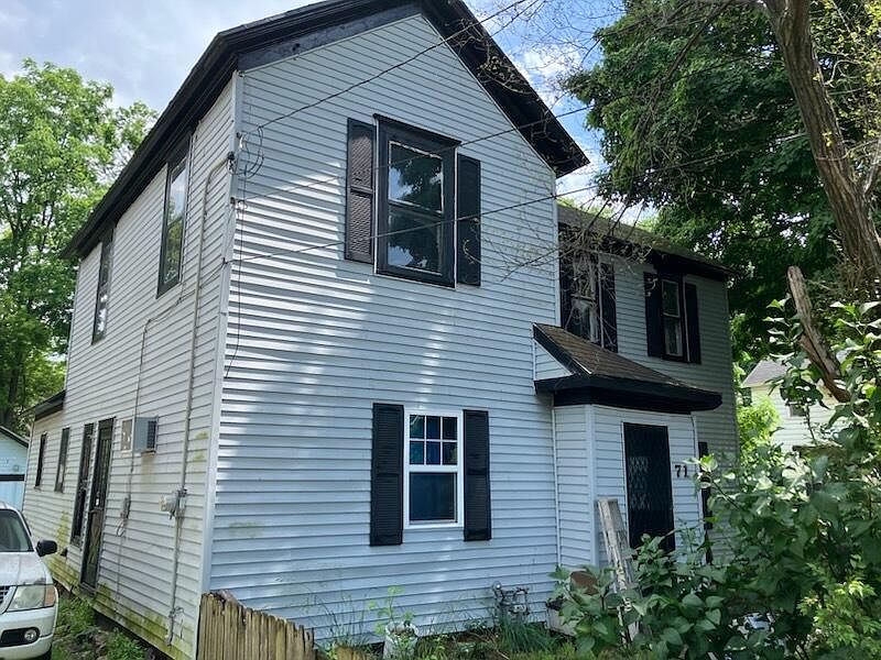 2nd image of 71 McKinley Ave S