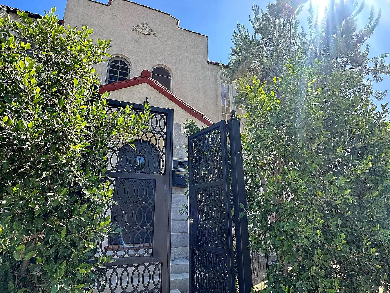 Westerly Ter, Los Angeles — Photo 2
