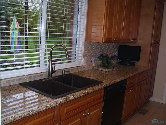 3rd image of 2636 E Rockridge Cir