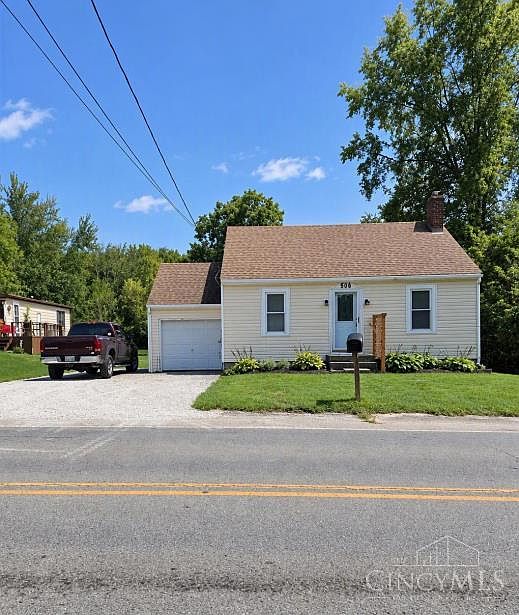 1st image of 506 E Main St