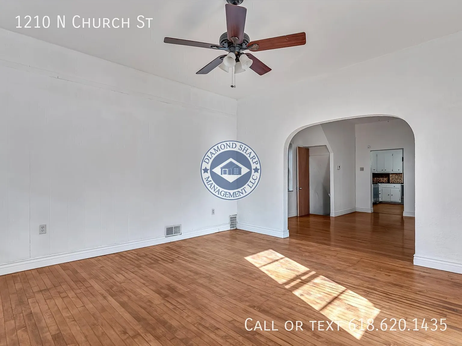 3 bed, 1.5 bath, 1160 sqft, $1,300 — Photo 3