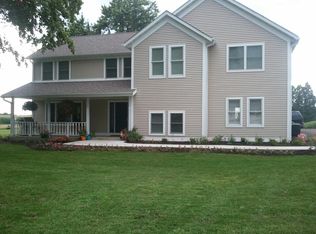 5306 Barnard Mill Rd, Ringwood, IL 60072