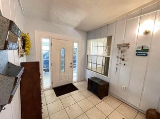 886 Schumann Dr, Sebastian, FL 32958