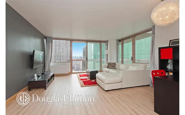 Rented by Douglas Elliman | media 74