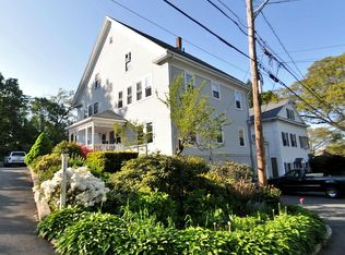 114 Arborway Dr APT 1, Braintree, MA 02184