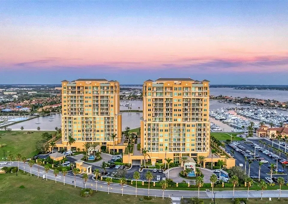 130 Riviera Dunes Way #406