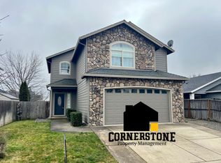 855 Virginia Dr, Central Pt, OR 97502