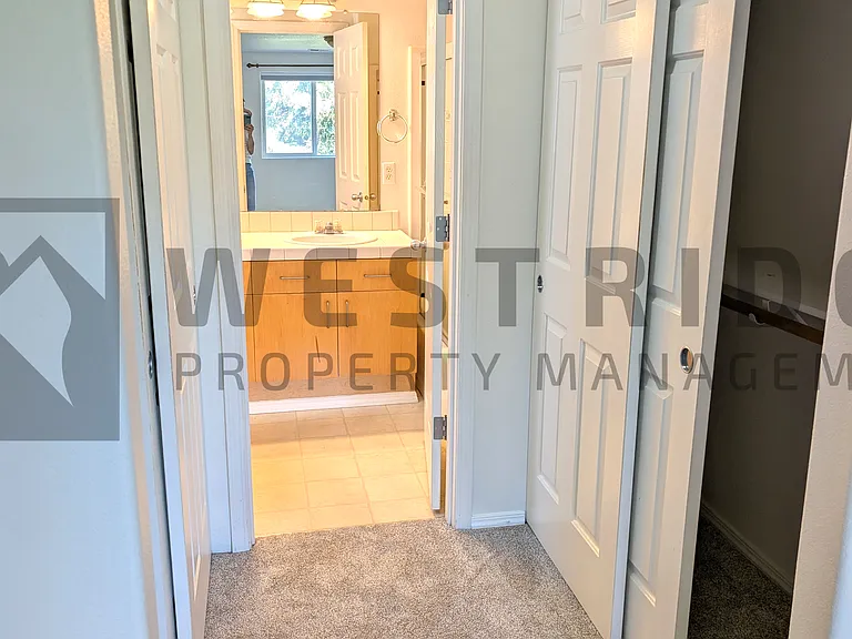 519 SW 207th Ave — Photo 13