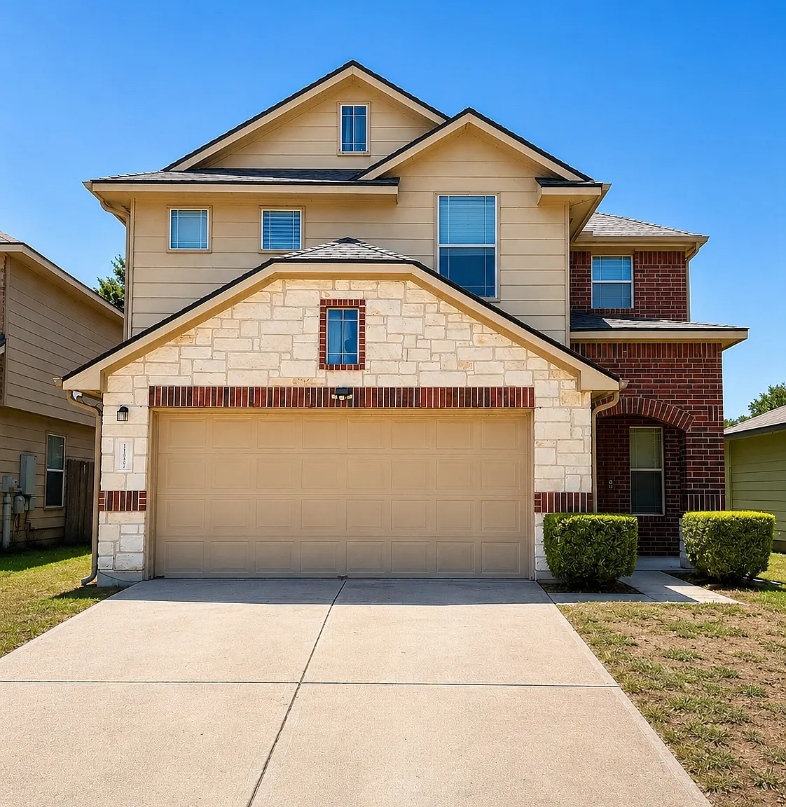 4 bed, 2088 sqft, $2,200 — Photo 1