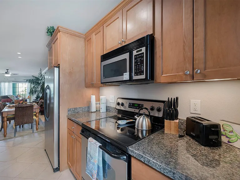 7000 Seawall Blvd #524 — Photo 15
