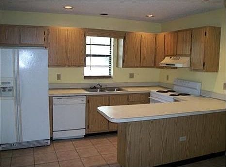 1st image of 7825 Tam Oshanter Blvd