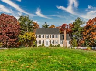 8 Pheasant Ln, Groveland, MA 01834