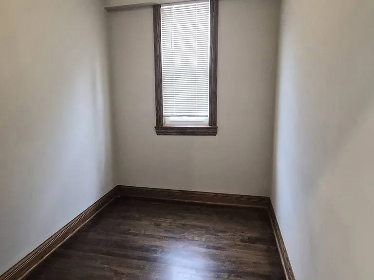 3238 N Hamlin Ave #2 — Photo 12
