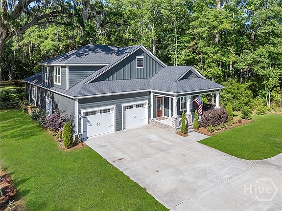 3rd image of 206 Windsong Drive